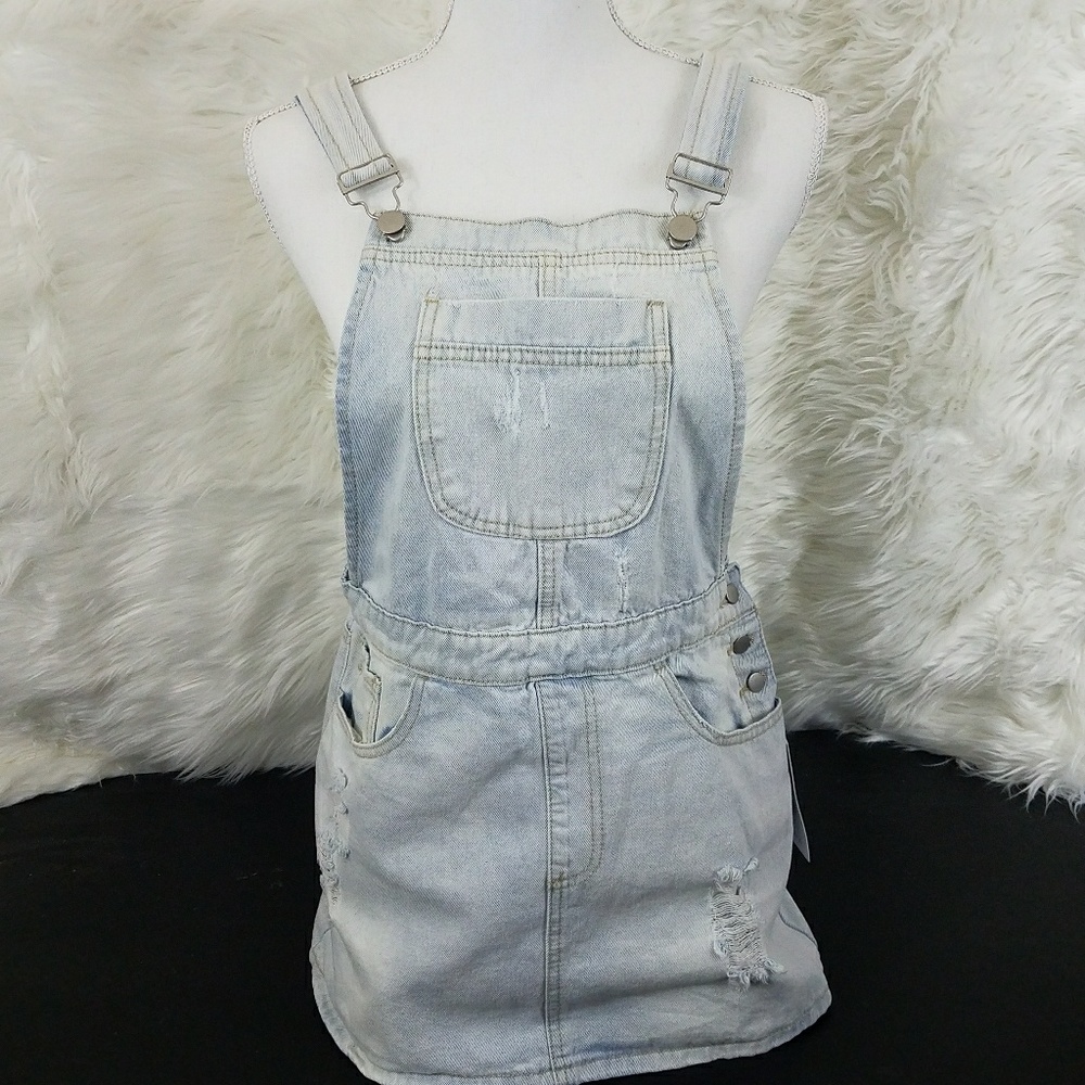 💥MOVING SALE!!💥Distressed Overall Dress